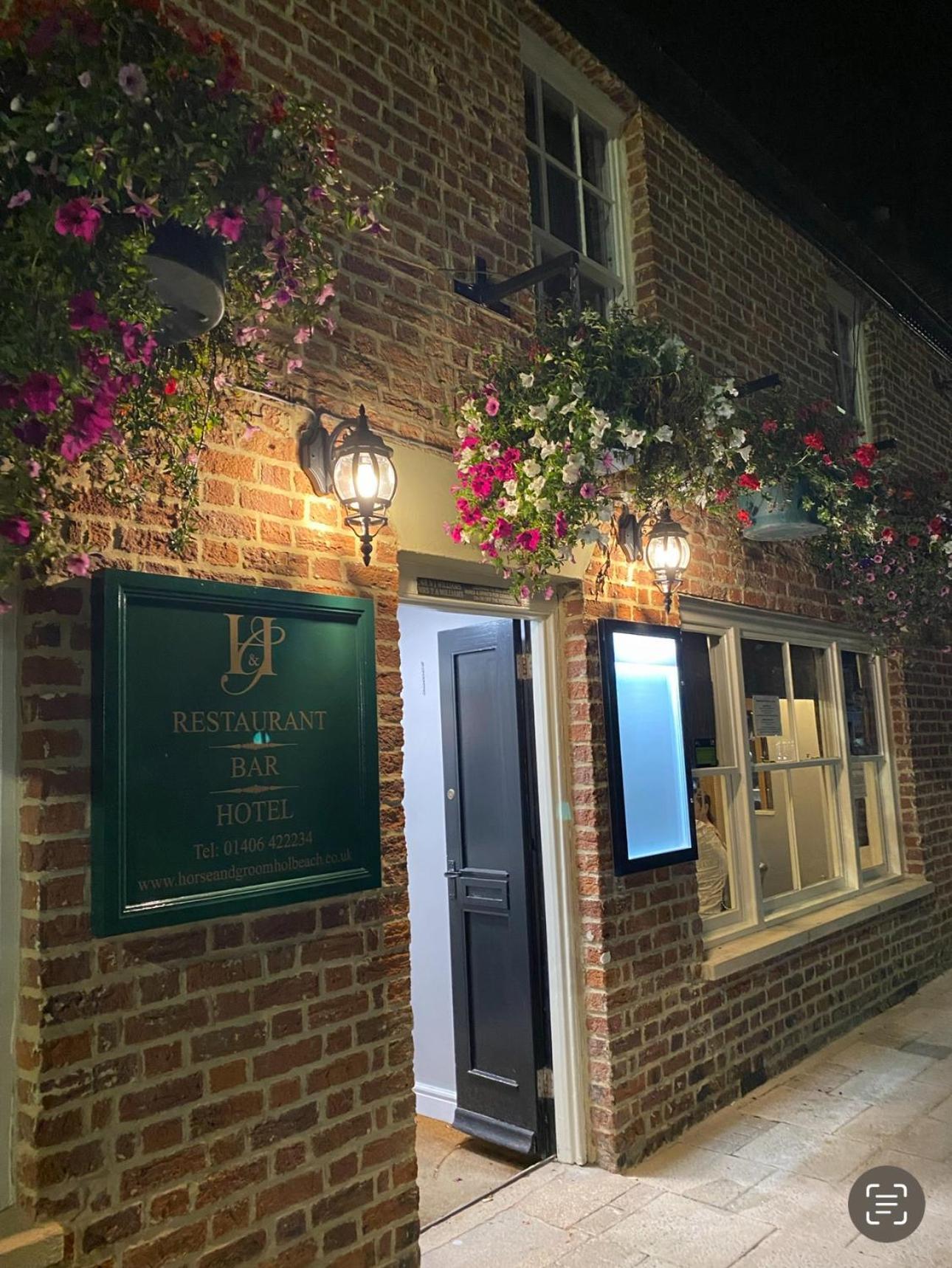 Horse And Groom 홀비치 외부 사진